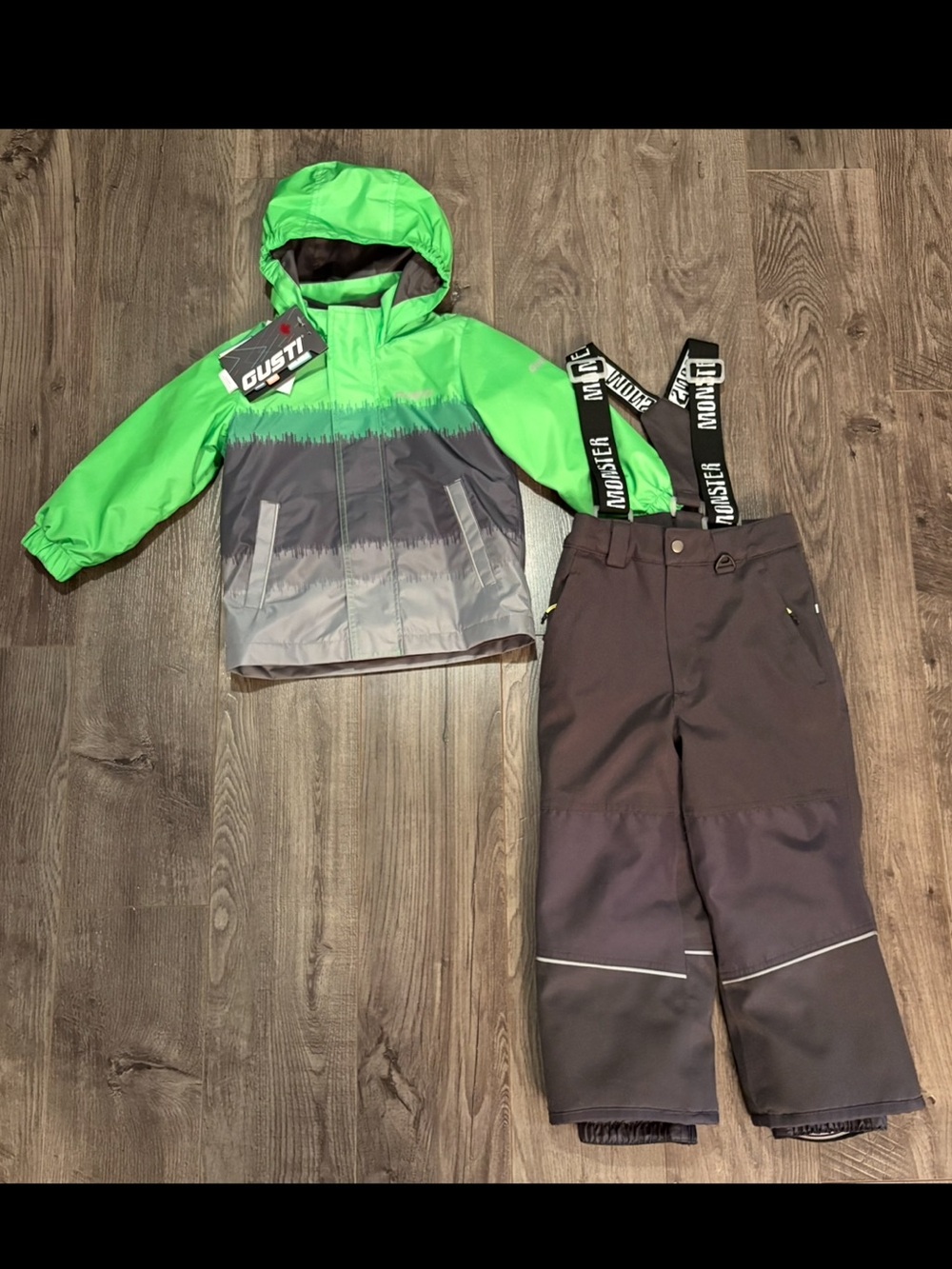 NWT Gusti Winter coat 3in1 and ski pants set size 4